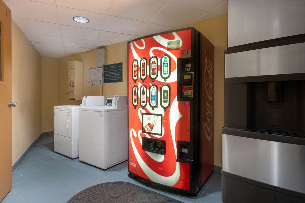 La Quinta Inn by Wyndham Cheyenne - photo 43