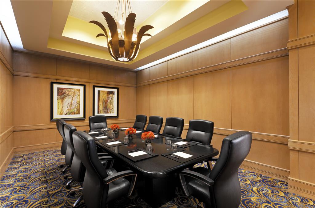 Sheraton Crescent Hotel - photo 36