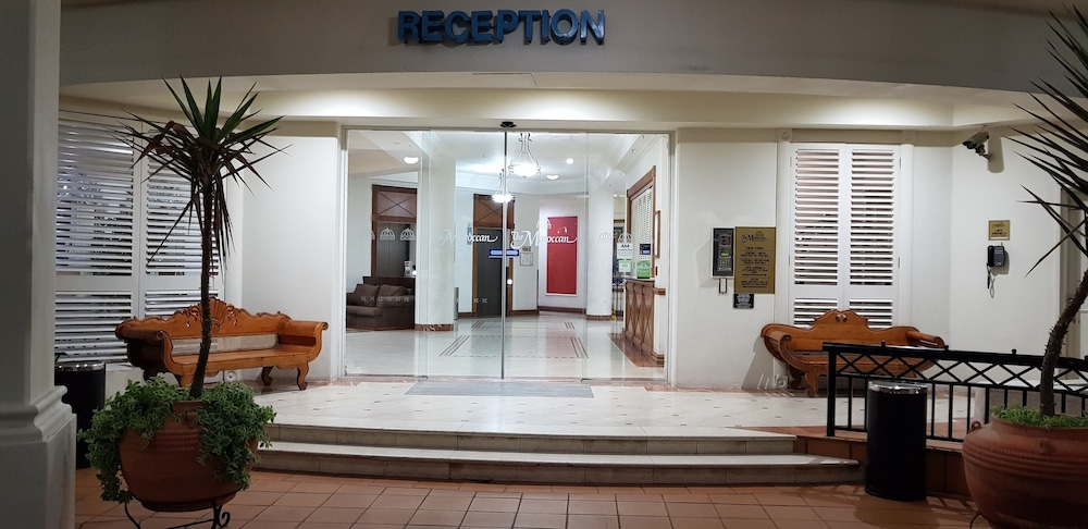 Moroccan View Tower in Surfers Paradise, Australia