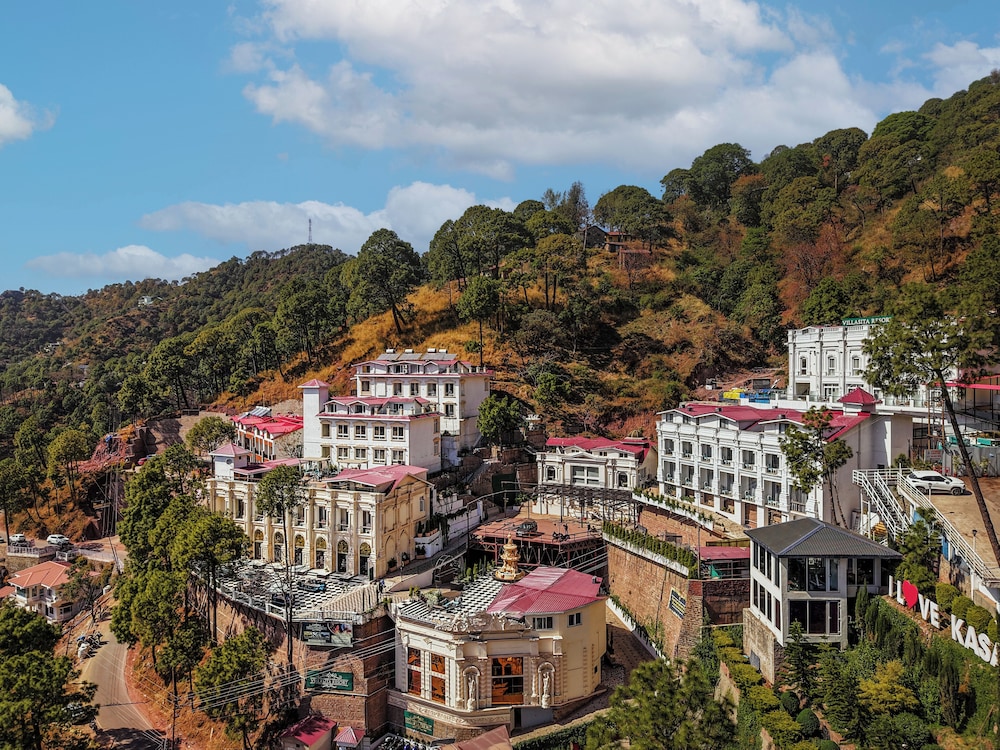 Villasita Resorts by Ellegance in Kasauli, India