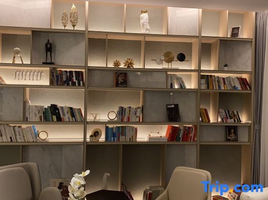 Atour Hotel Hangzhou Qianjiang Century City International Expo Center — Xiaoshan
