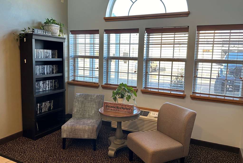 Microtel Inn & Suites by Wyndham Tomah - photo 19