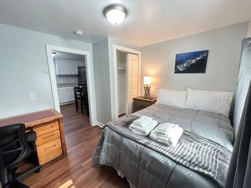 Home Plate Apt 2 All Star Baseball Rentals — Oneonta — photo 5