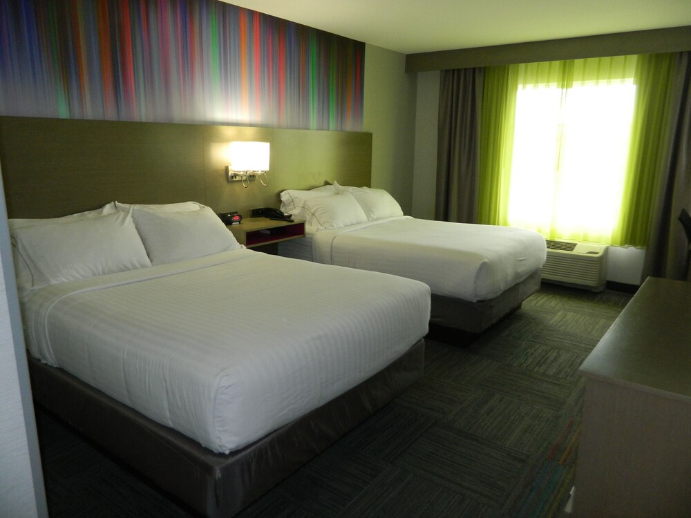 Holiday Inn Express & Suites Shippensburg by IHG - photo 12