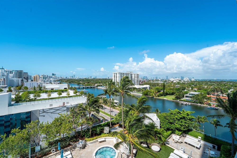 Fontainebleau Miami Beach Private Luxury Suites - photo 489