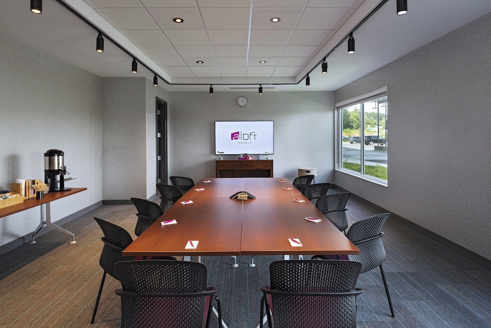 Aloft Little Rock West - photo 32