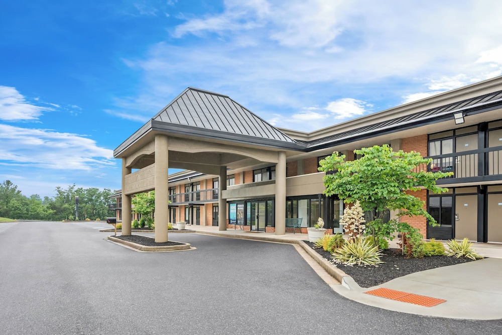 Red Roof Inn Perryville - photo 35
