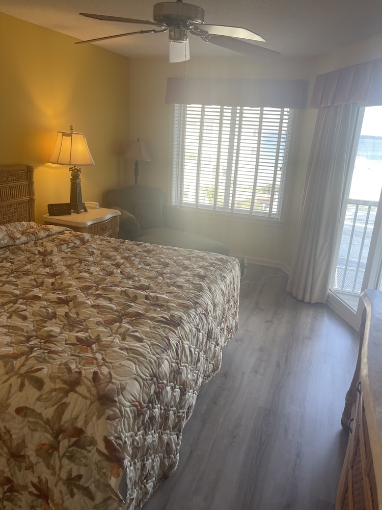 Getaways at Soundside Holiday Beach - photo 16