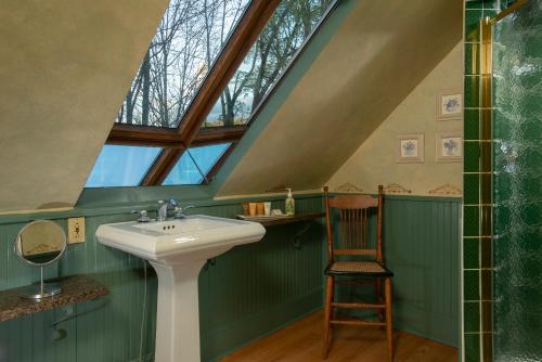 Camden Maine Stay Inn - photo 40