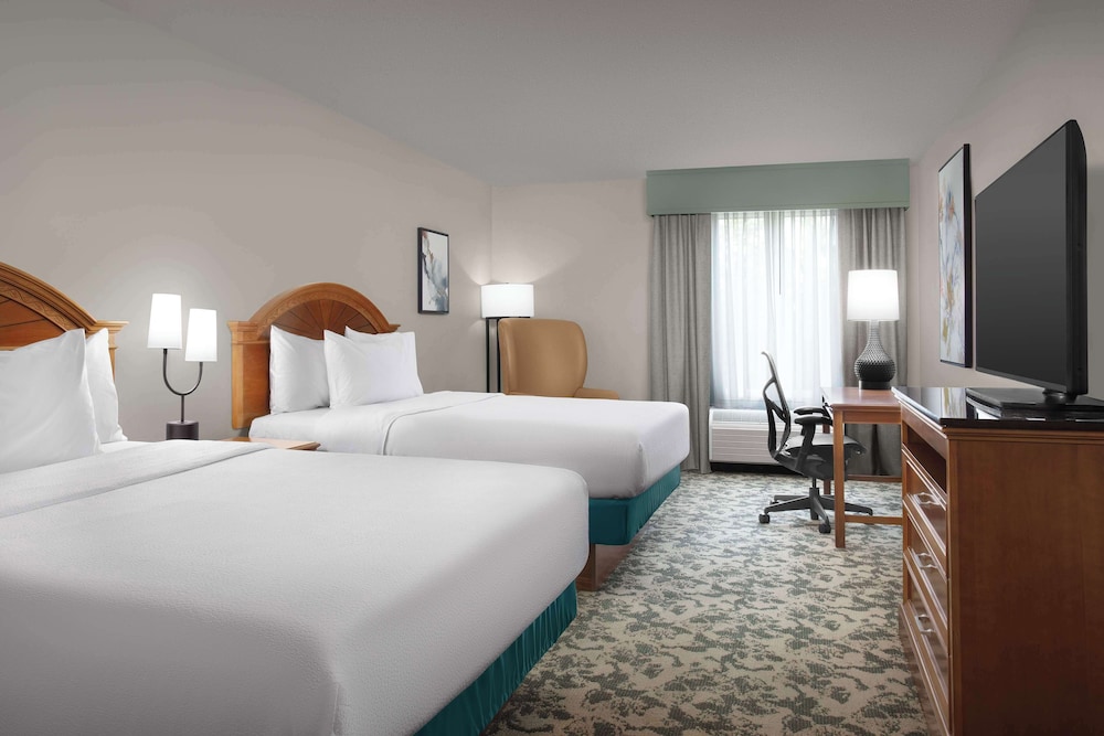 Hilton Garden Inn Gainesville - photo 17