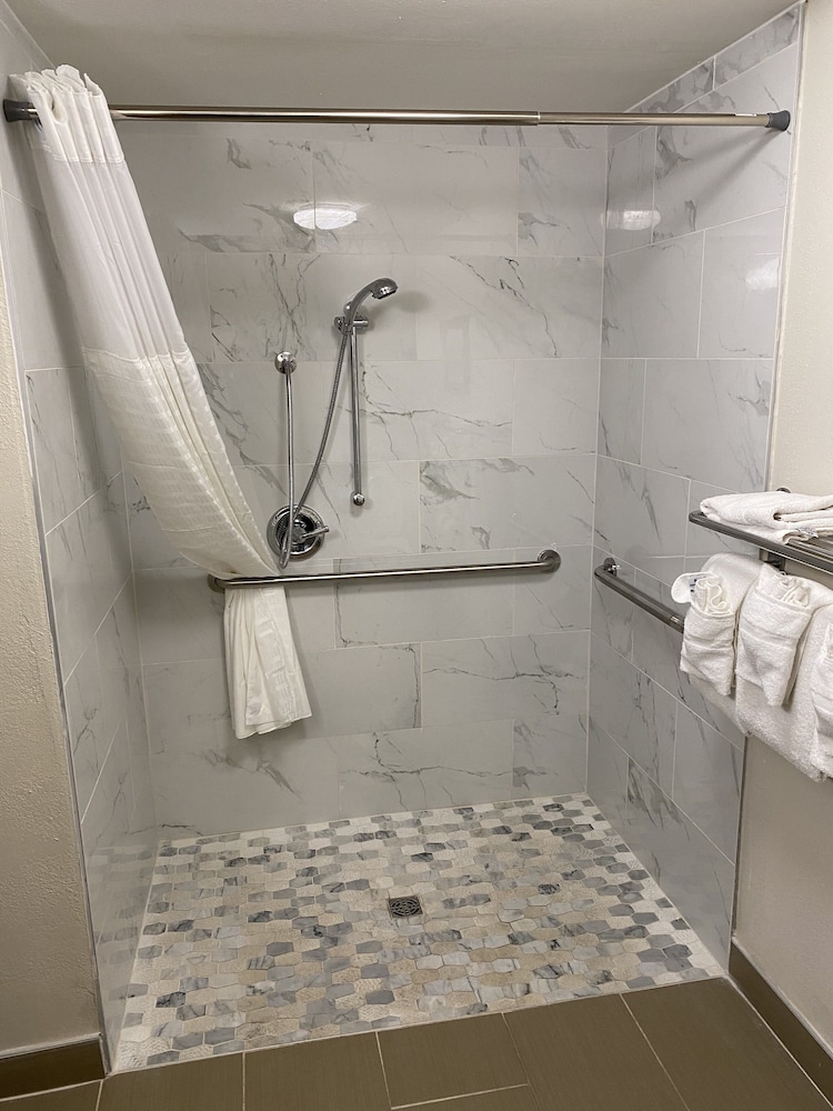 Red Roof Inn Gastonia - photo 42