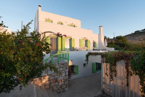 Villa Armonia — 4-Star Luxury Hotel in None, Greece