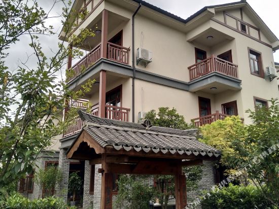 Recalling Jingju - last minute hotel in Hangzhou
