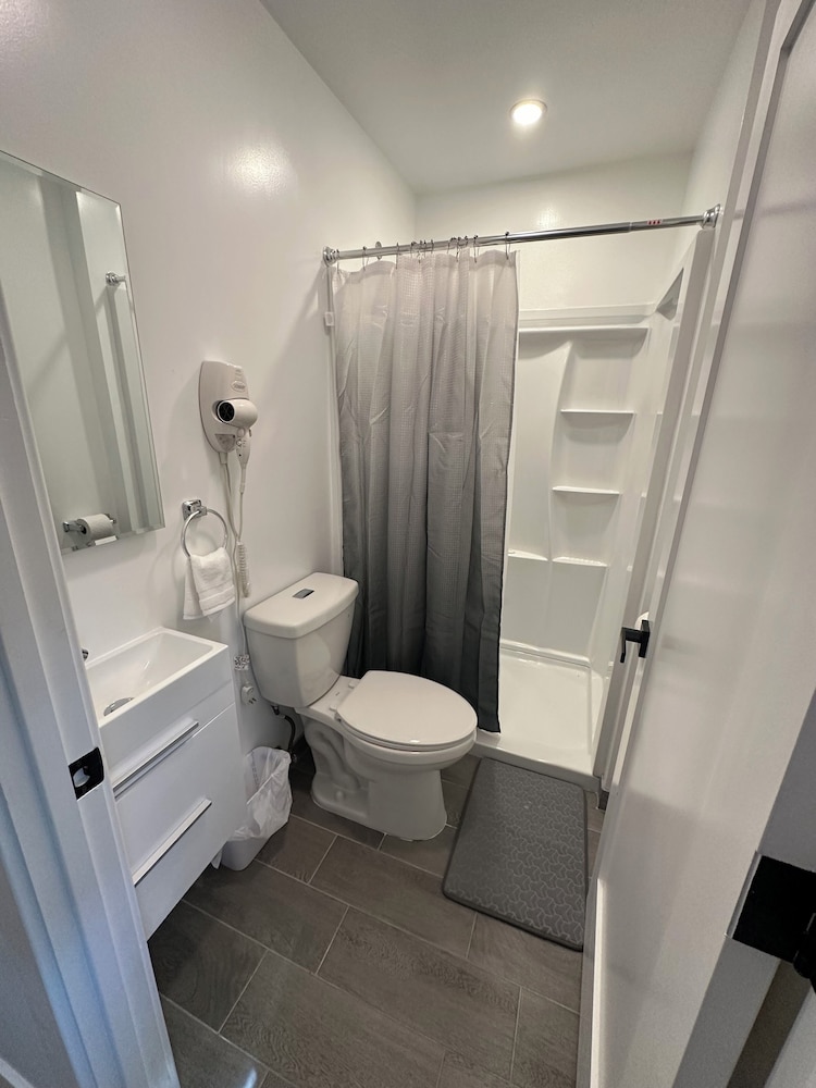 Vermont Suites - photo 31