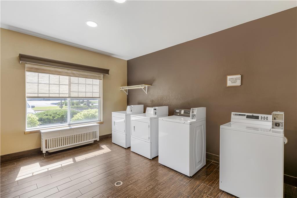 Best Western Plus Riverfront Hotel & Suites - photo 64