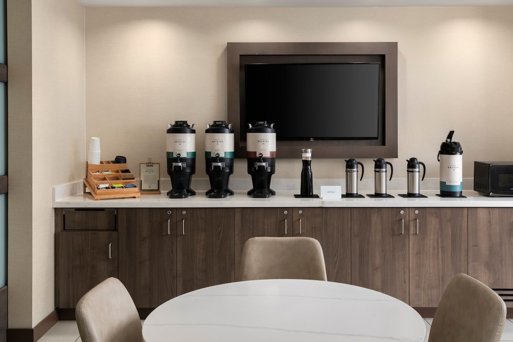 Residence Inn Milwaukee West - photo 33