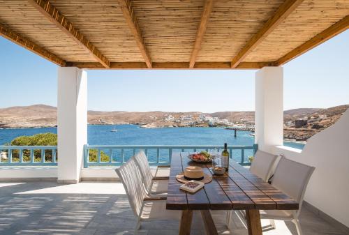 Fos Suites — 4-Star Luxury Hotel in Kythnos, Greece