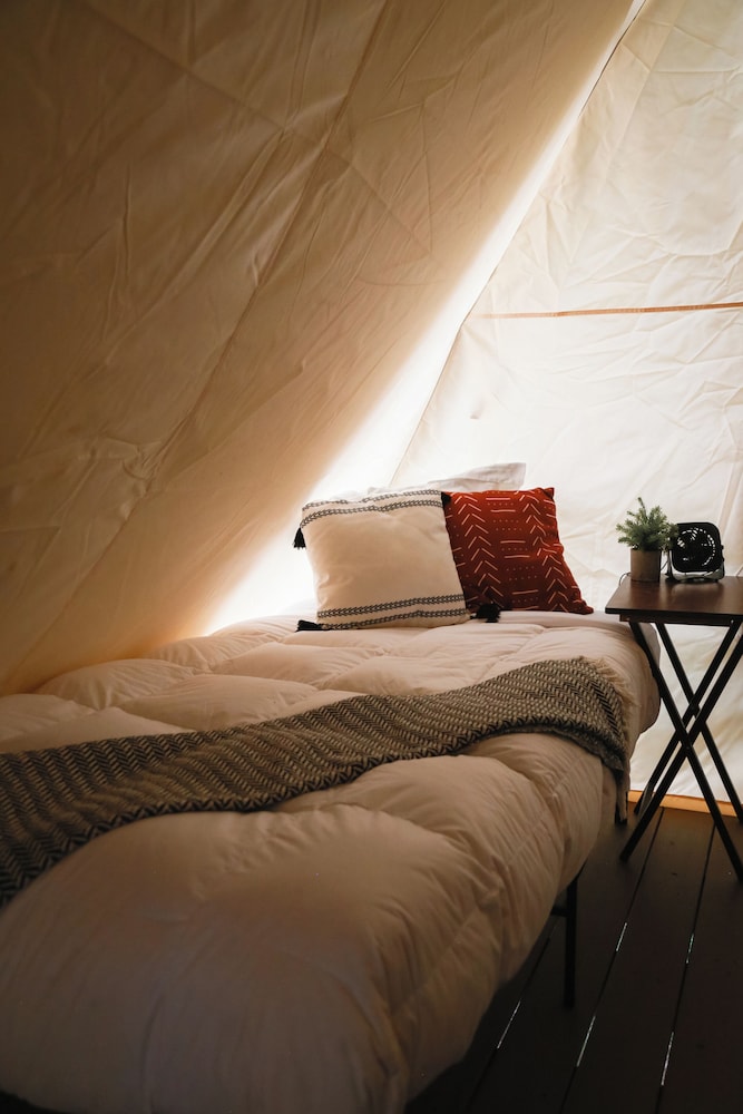 Glacier Glamping - photo 6