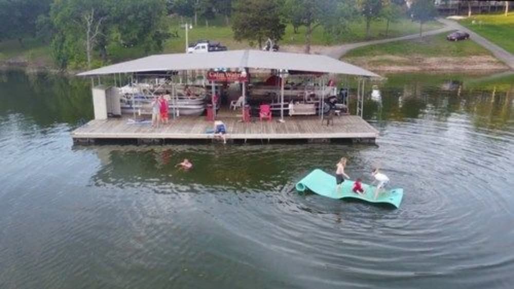 Calm Waters Cabin Resort - photo 102