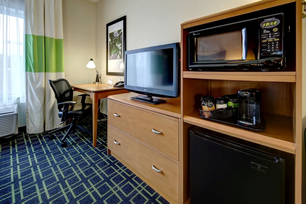 Fairfield Inn & Suites by Marriott Harrisburg West - photo 4
