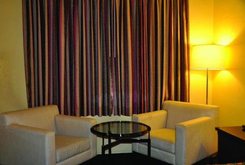 Travelers Inn Manteca - photo 16