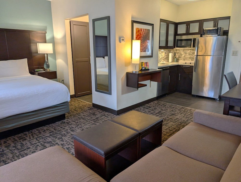 Staybridge Suites Indianapolis Fishers by IHG - photo 38