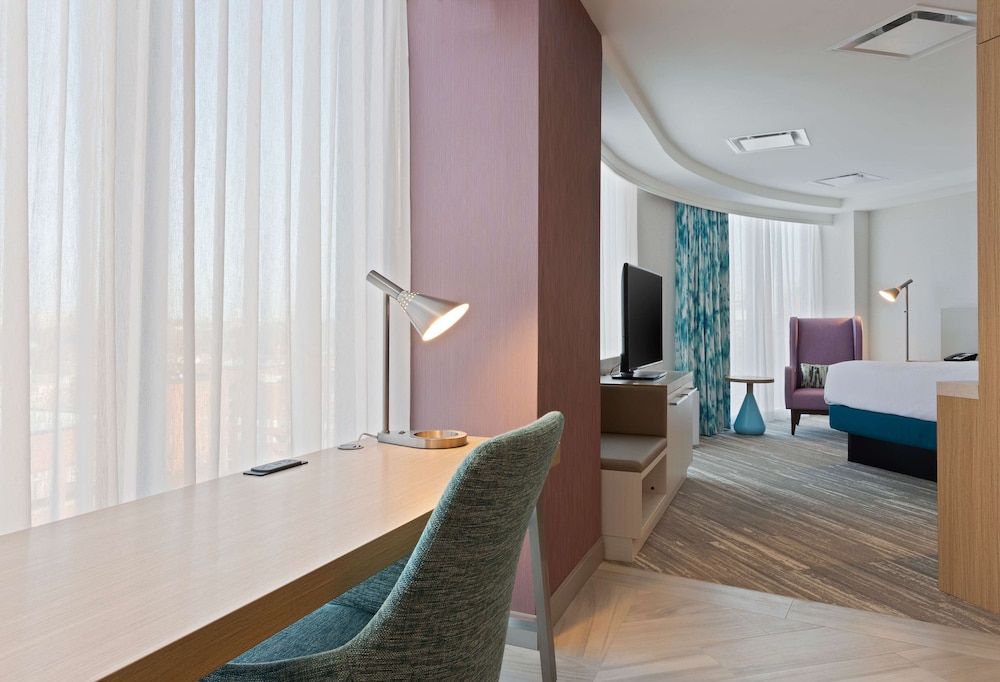 Hilton Garden Inn Boston Brookline MA - photo 21