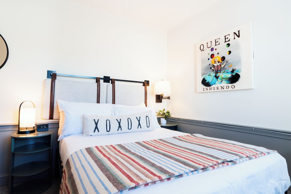The Mercury Hotel Provincetown - photo 9
