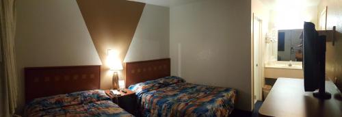 Americas Best Inn Macon - photo 9