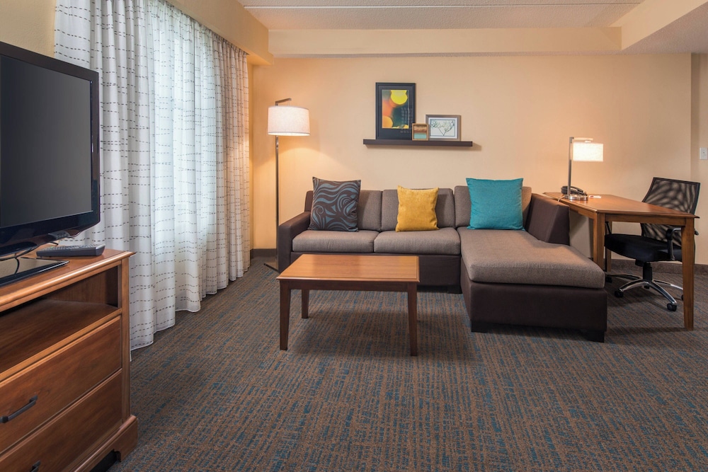 Residence Inn by Marriott Chesapeake Greenbrier - photo 26