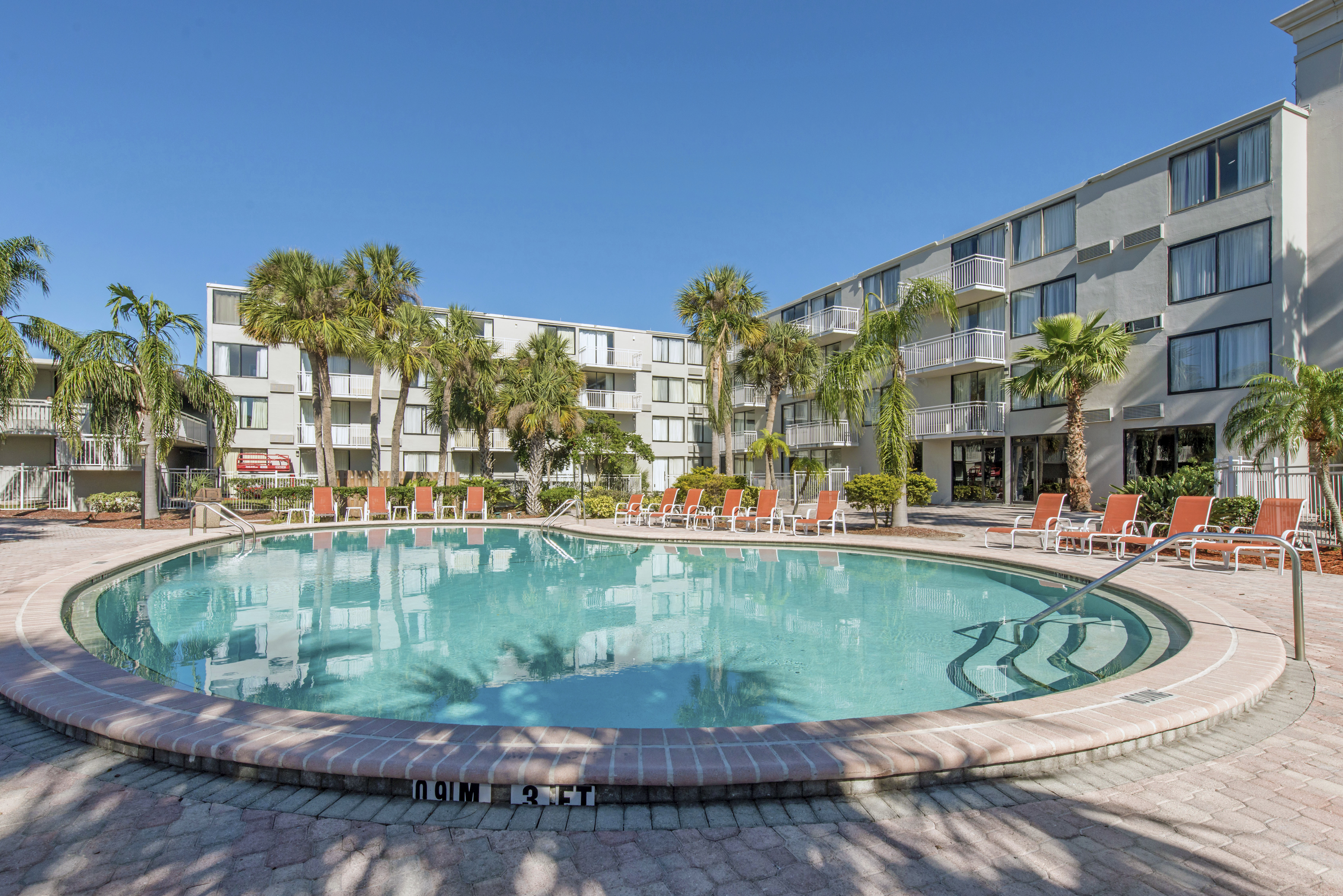 Econo Lodge Orlando Airport - photo 12