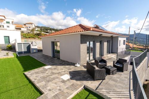 Casa Barros Serra — 4-Star Luxury Hotel in Calheta, Portugal
