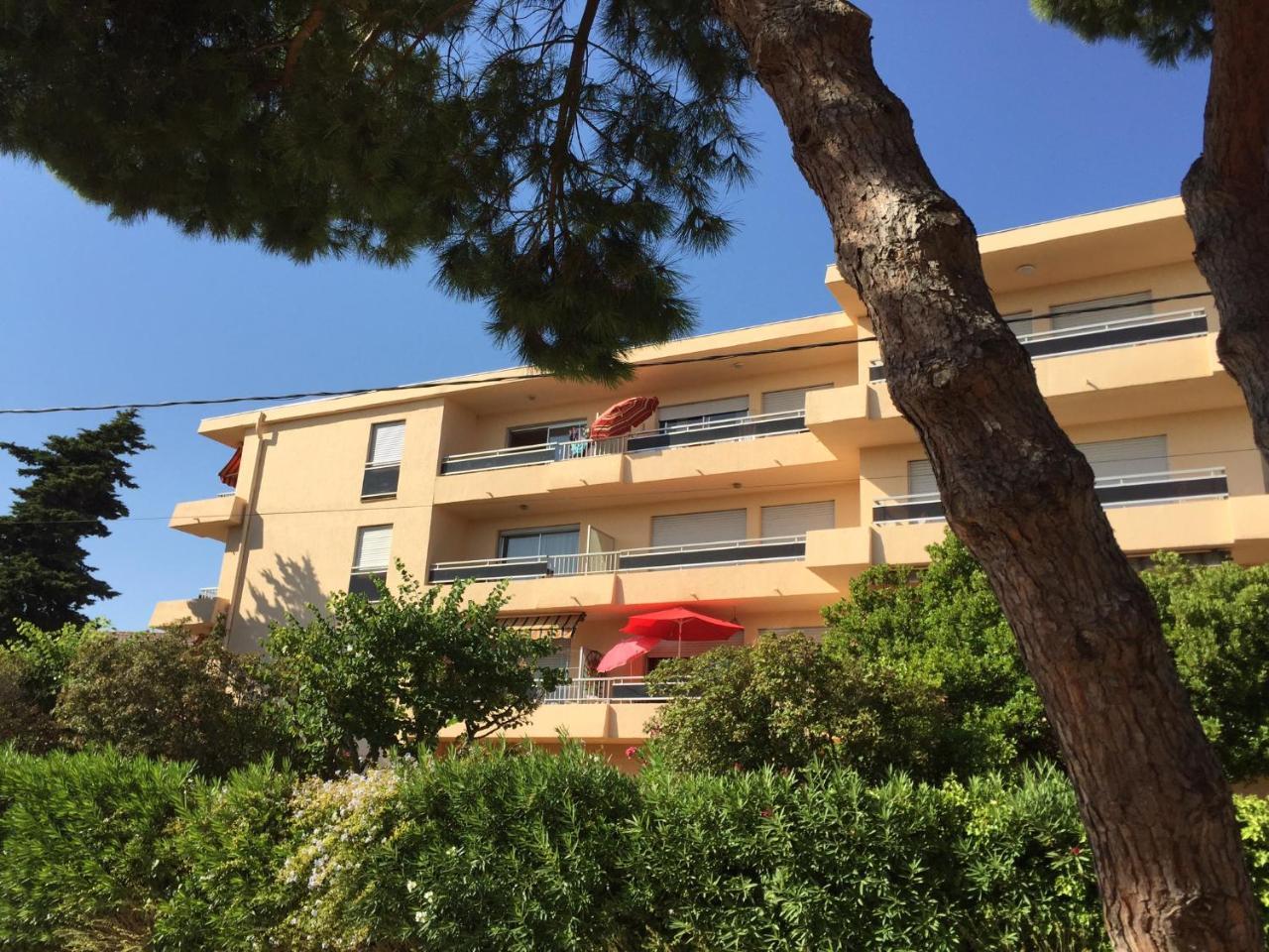 Studio Avec Terrasse Parking - last minute hotel in Unknown City