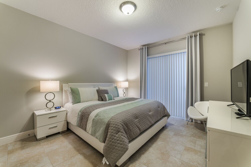 Solterra Resort By Global Resort Homes - photo 19
