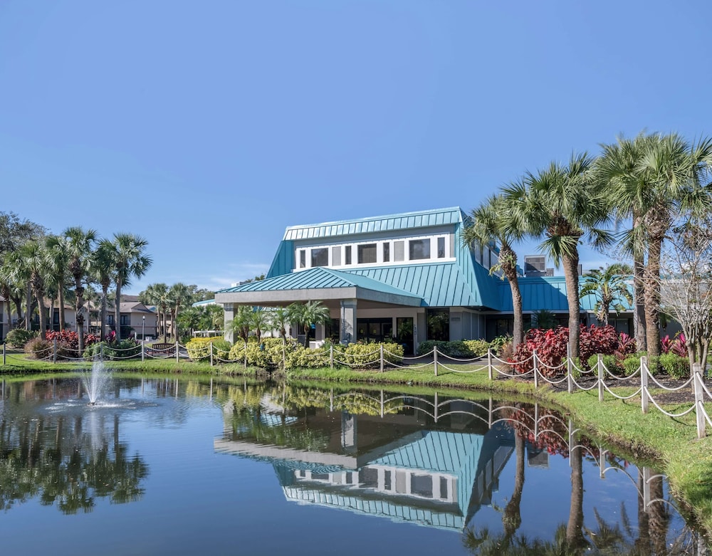 Hilton Vacation Club Aqua Sol Orlando West in Orlando, United States