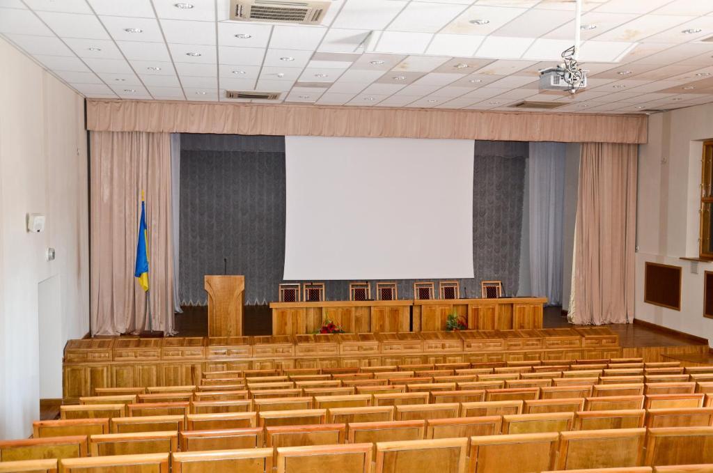 Druzhba hotel and restaurant in Kharkiv, Ukraine