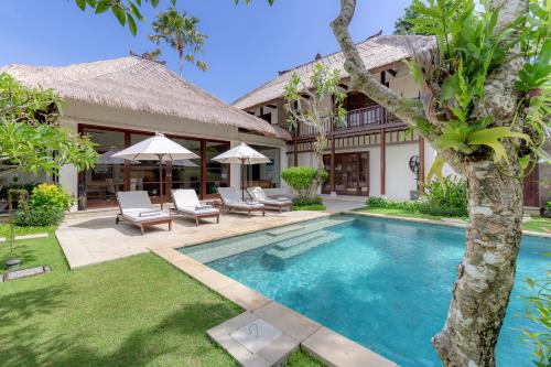Villa Dorado Steps from Jimbaran Beach — 4-Star Luxury Hotel in Jimbaran, Indonesia