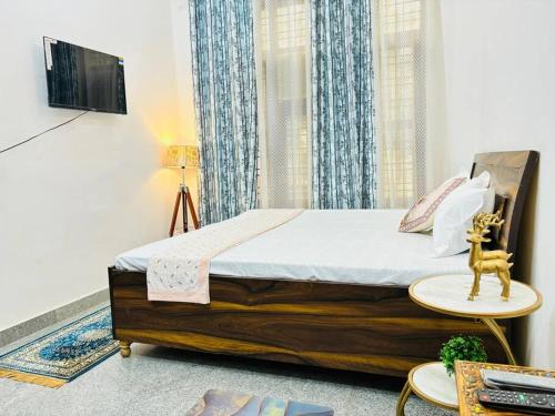 Home Stay in Gurugram Nearby Madanta Hospital — 4-Star Luxury Hotel in Gurgaon, India
