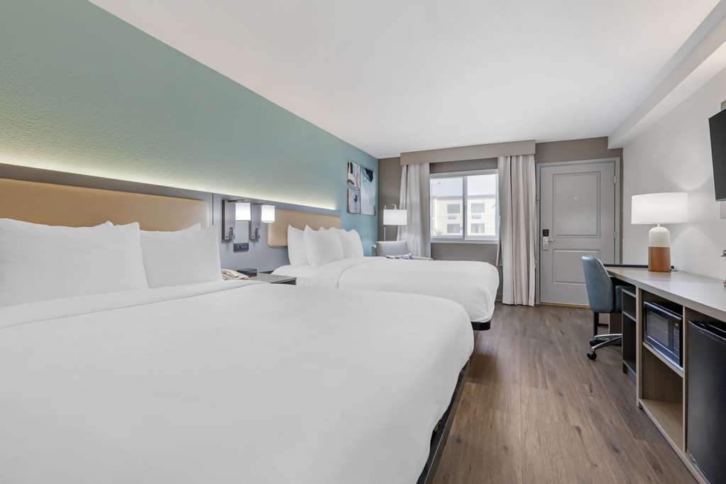 Comfort Inn Sea World Area - photo 9