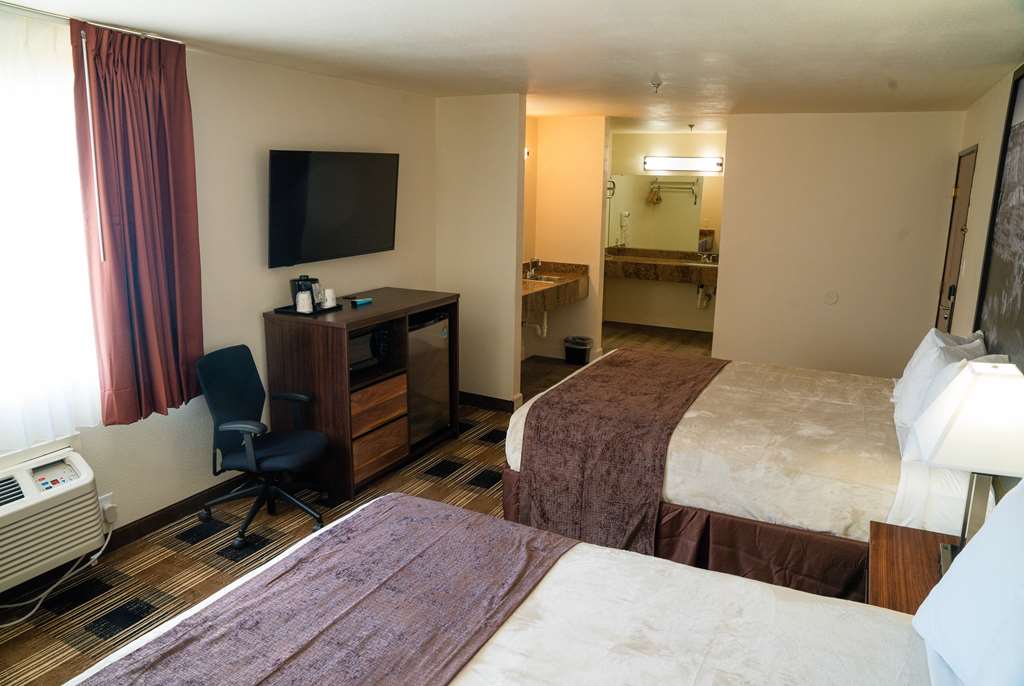 Super 8 by Wyndham Yuma - photo 21