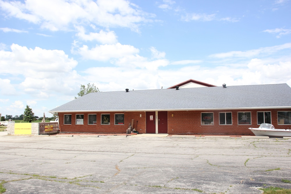 Lake Erie Lodge - photo 27
