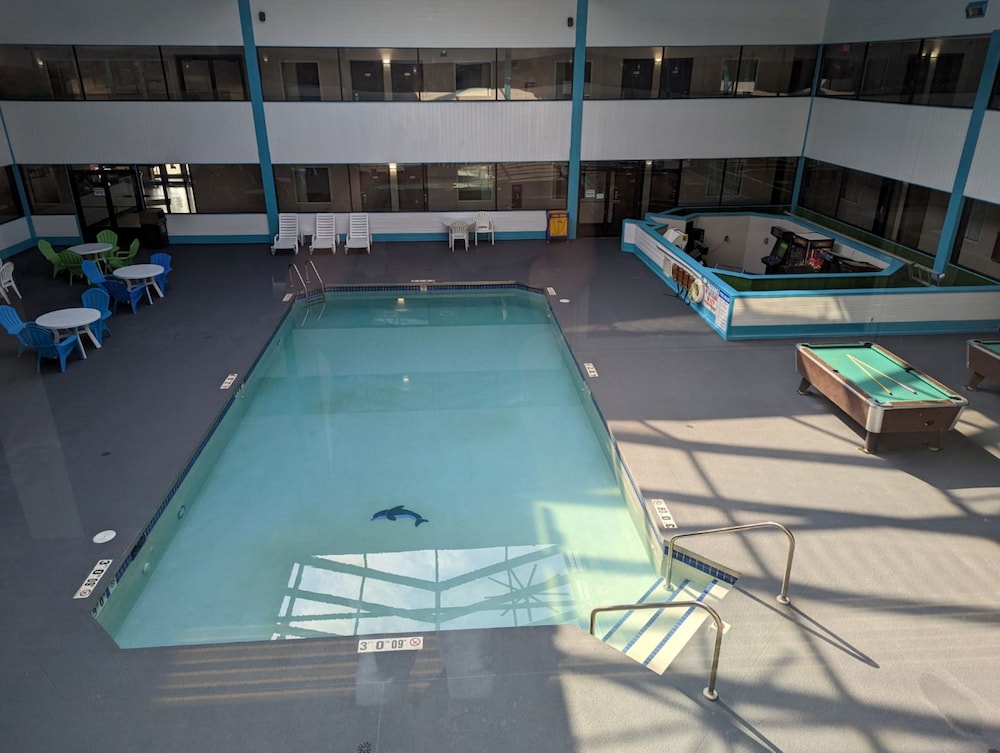 Woodfield Inn and Suites - photo 26