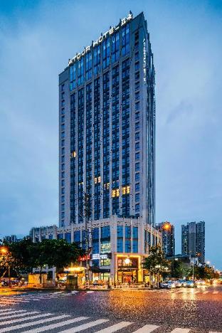 Atour Hotel Chengdu Tianfu New District Huayang Metro Station — 4-Star Luxury Hotel in Chengdu, People's Republic of China