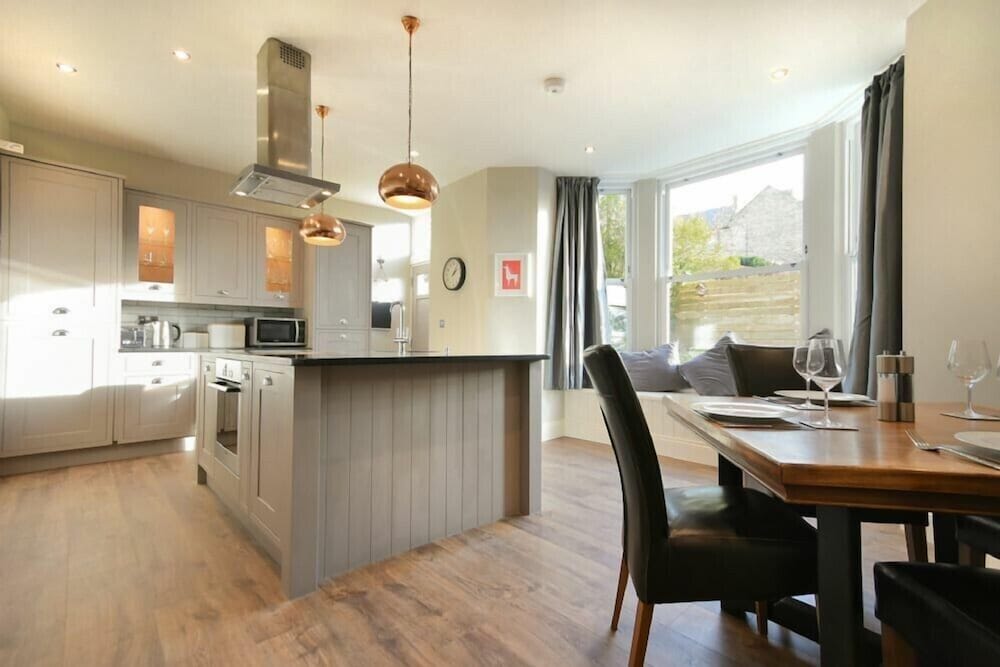 Sandybrae — 4-Star Luxury Hotel in Alnmouth, United Kingdom