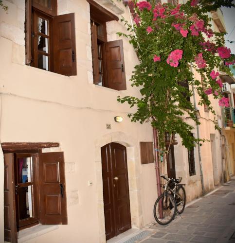 Atrium house — 4-Star Luxury Hotel in Rethymno, Greece