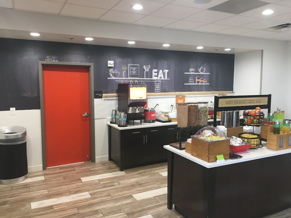 Hampton Inn McPherson - photo 53