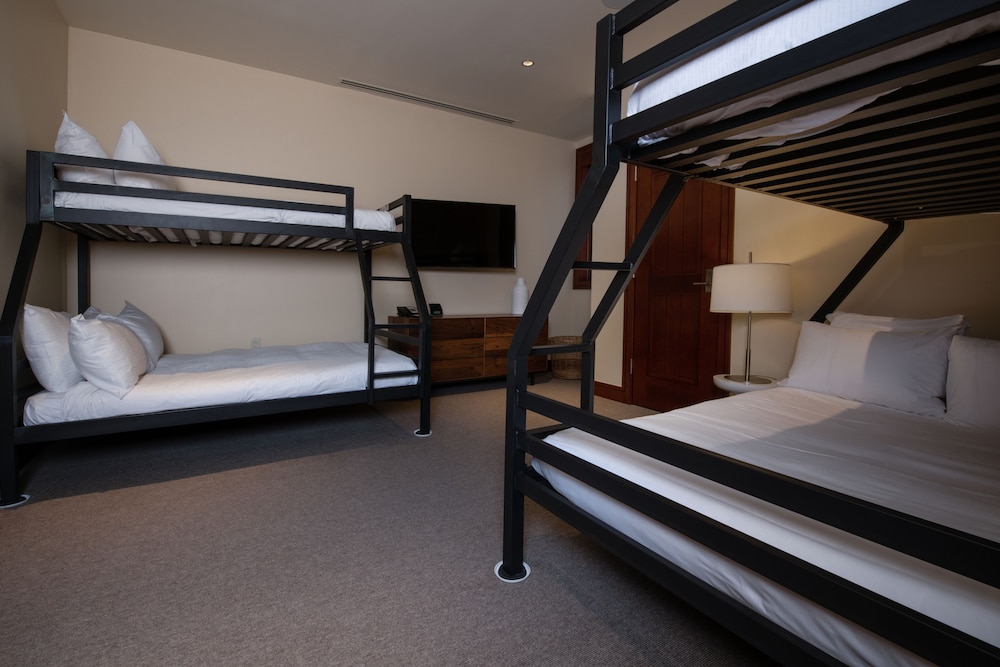 Solaris Residences - photo 14