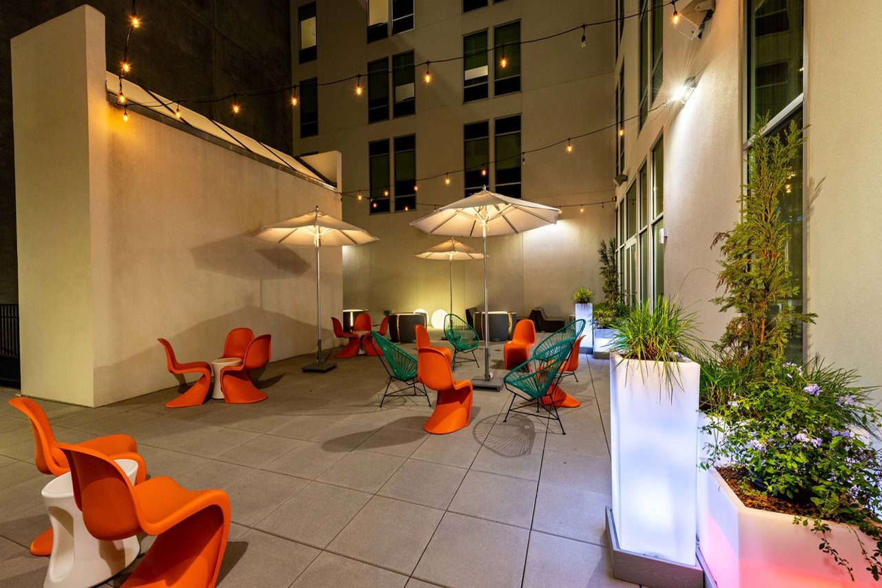 Aloft Savannah Downtown Historic District - photo 9