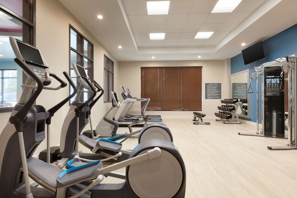 Embassy Suites by Hilton Atlanta NE Gwinnett Sugarloaf - photo 21