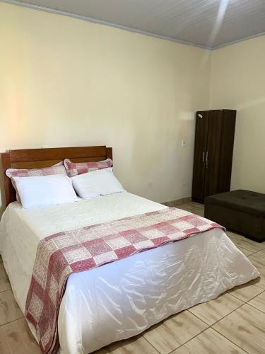 Lunar in Unknown City, Brasil